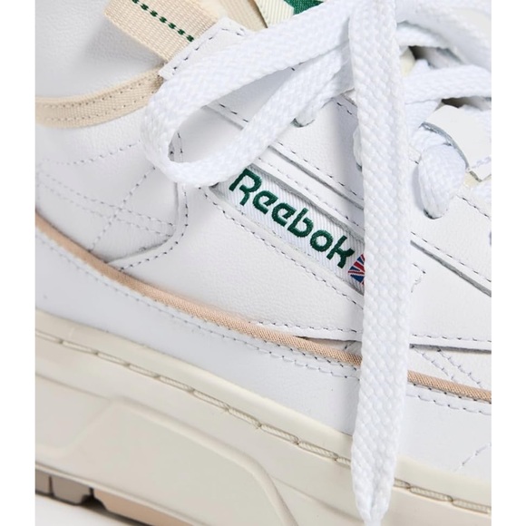 Reebok Wo Club C Geo Mid Sneaker - Picture 3 of 12
